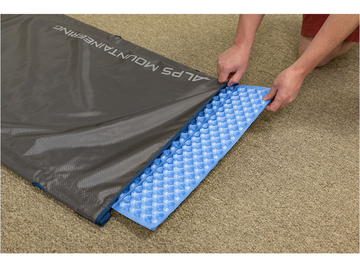 ALPS Mountaineering Lighweight Ready Lite Cot Gray