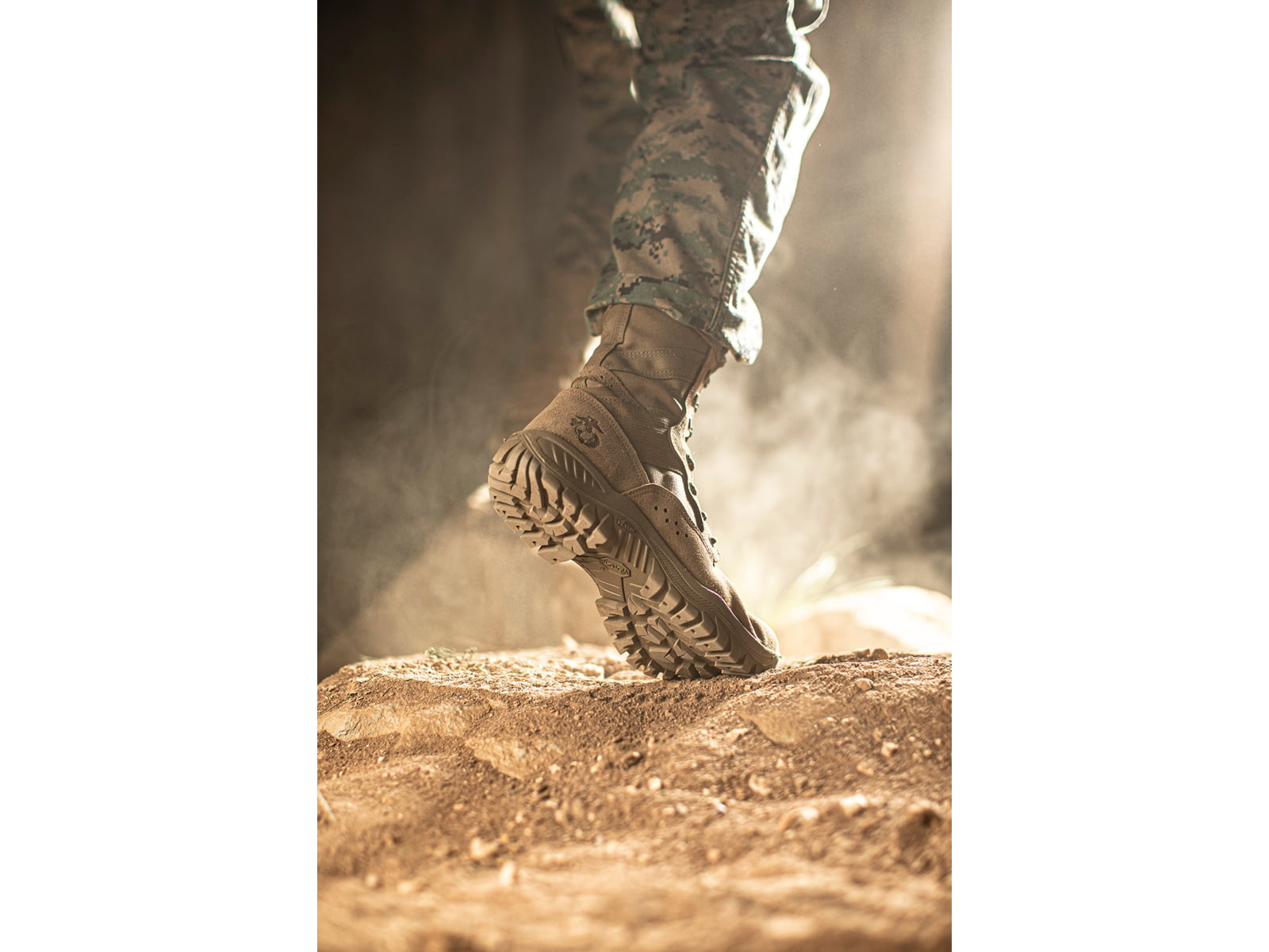 Belleville 520 Moto Ultra Light Assault EGA Boot - Men's Coyote