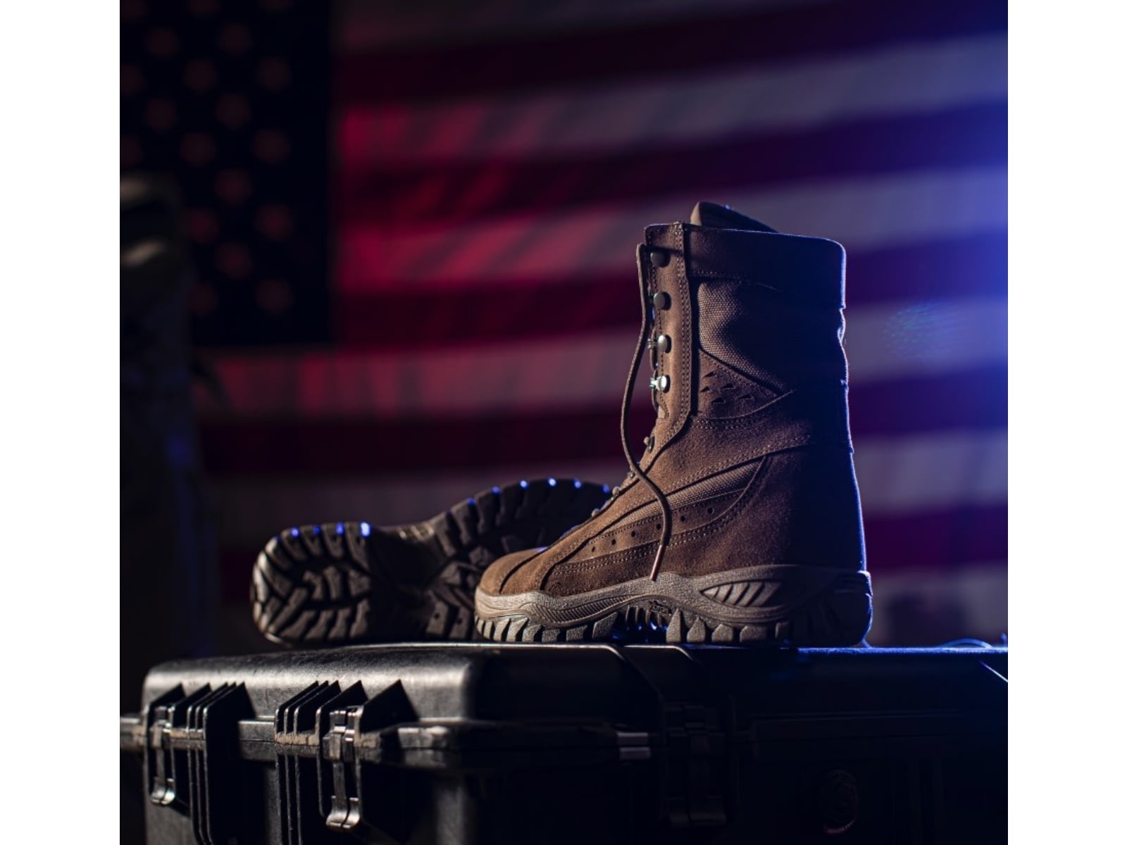 Belleville 8in Flyweight Hot Weather Flight/Combat Boots - Men's Coyote