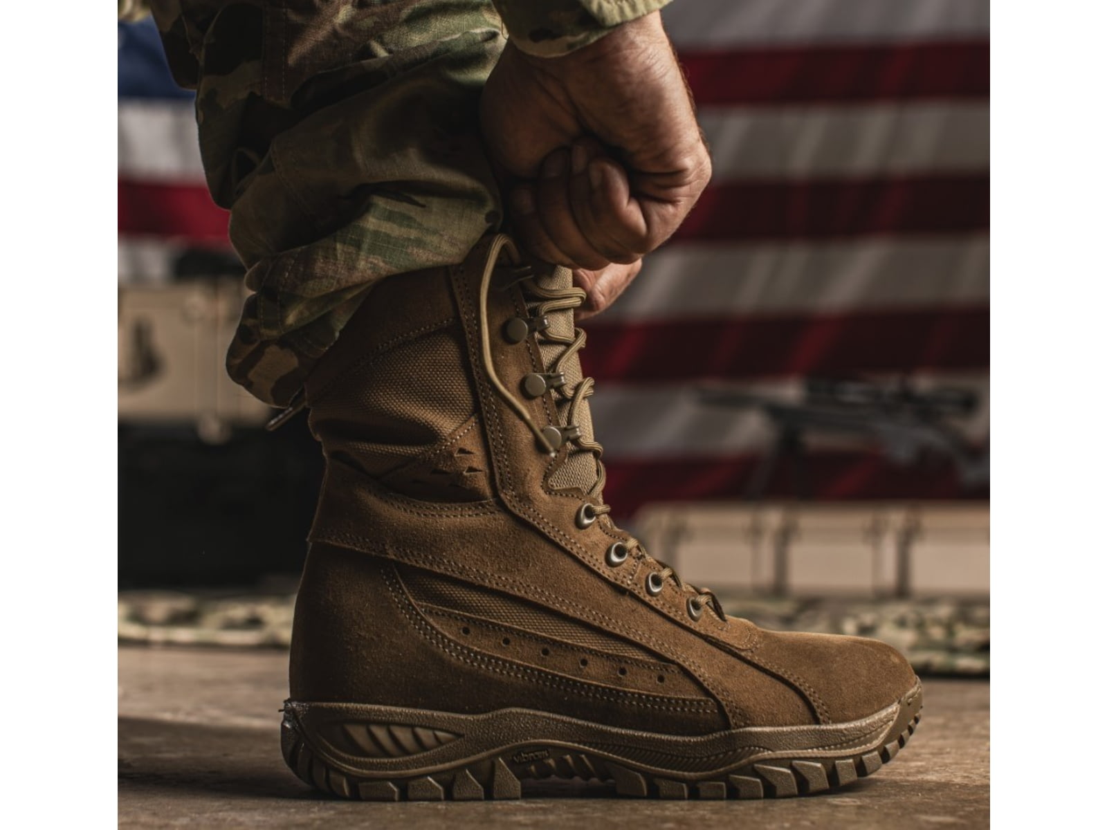 Belleville 8in Flyweight Hot Weather Flight/Combat Boots - Men's Coyote