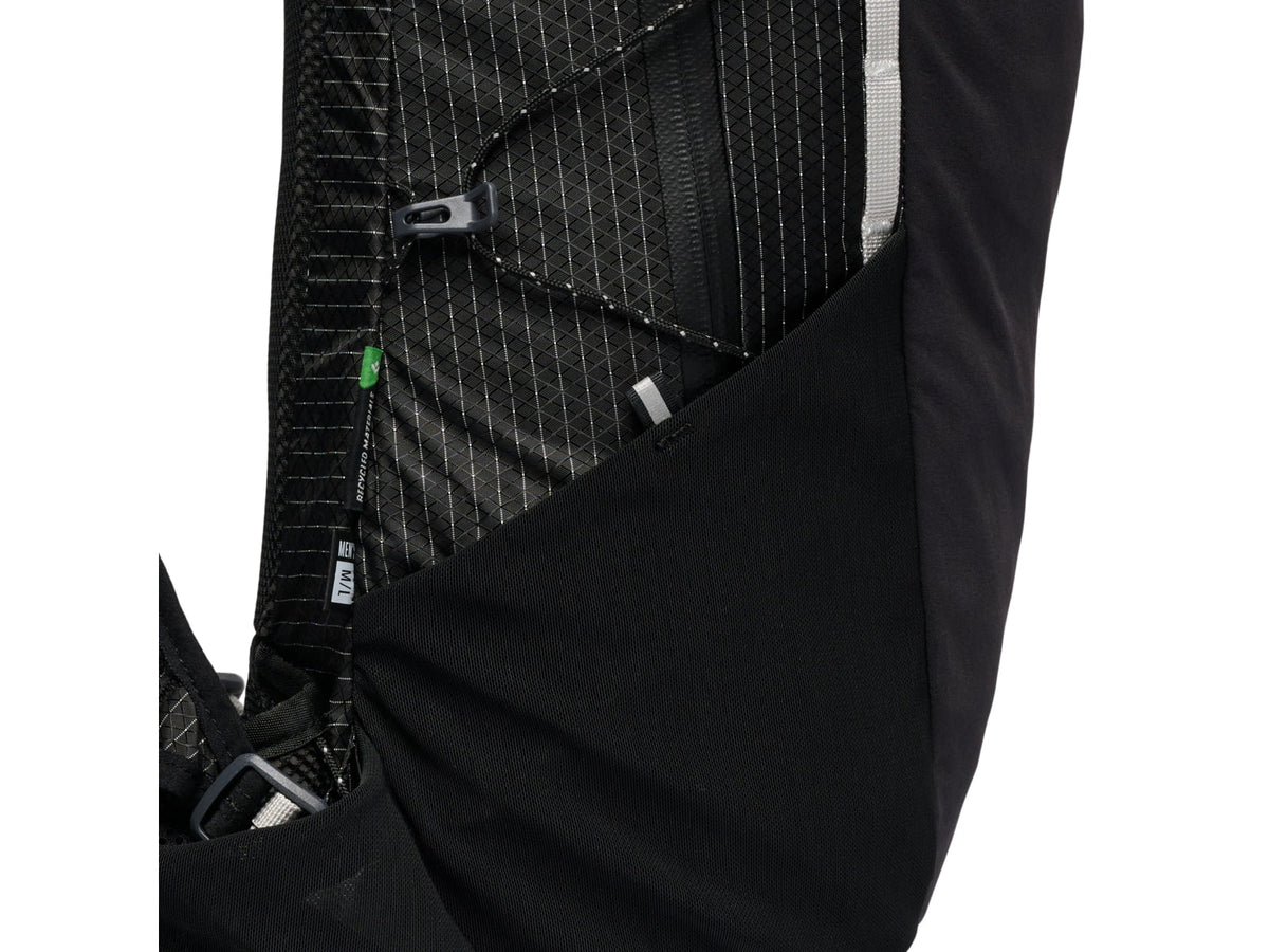 Black Diamond Pursuit