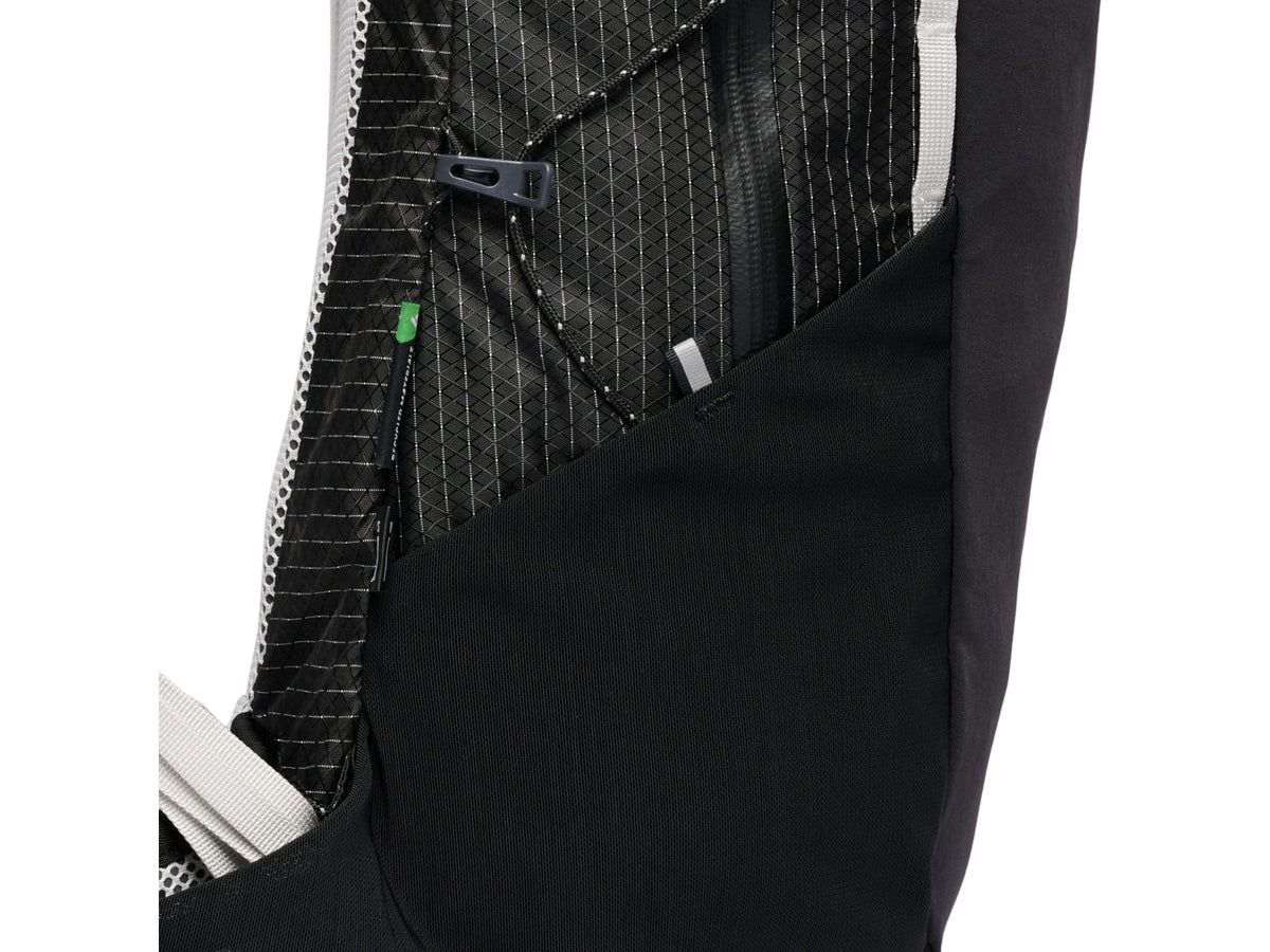 Black Diamond Pursuit 25 Backpack - Women's