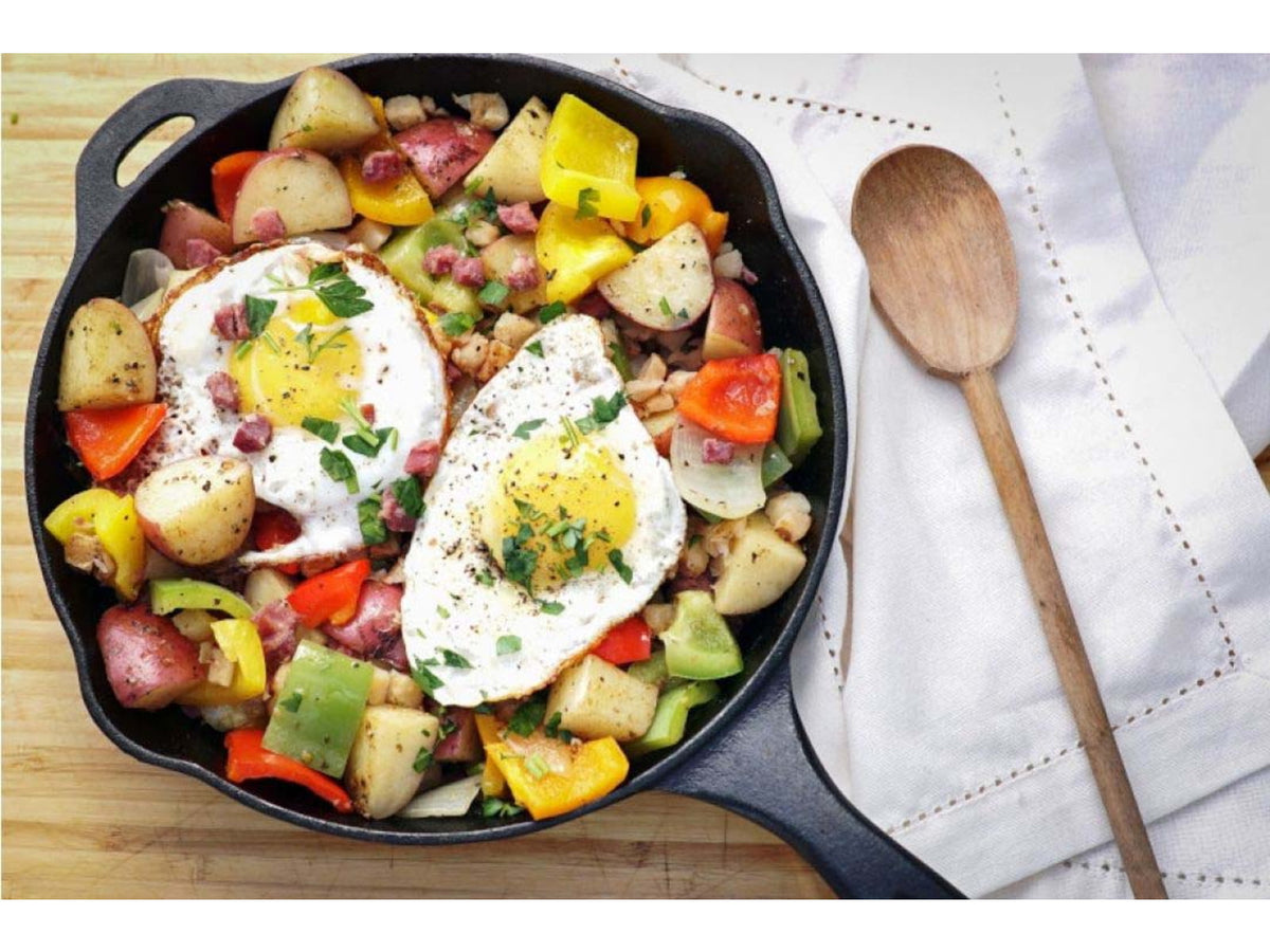 Camp Chef 12in Seasoned Cast Iron Skillet Black