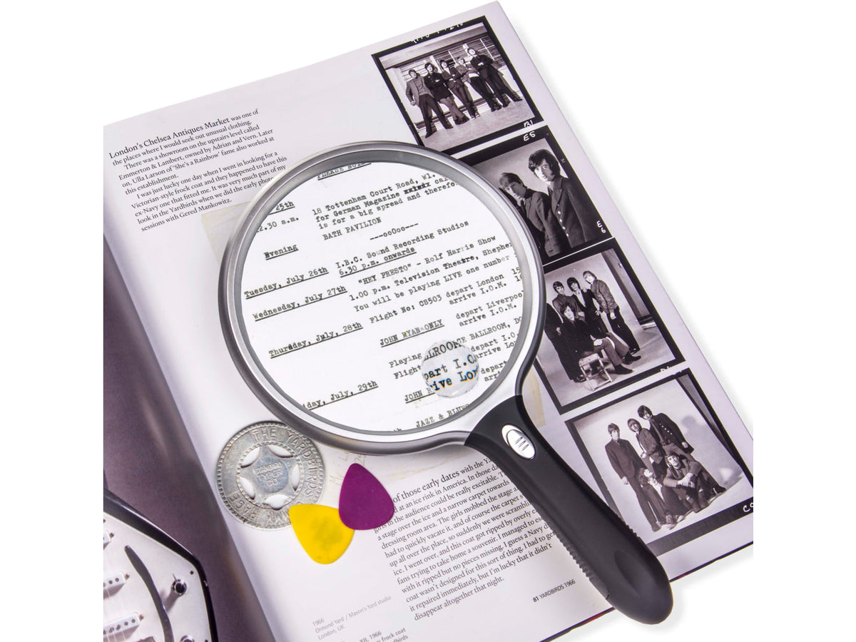 Carson LED Lighted Oversized Handheld Magnifier 1.5x Power 5in Black/Silver Small