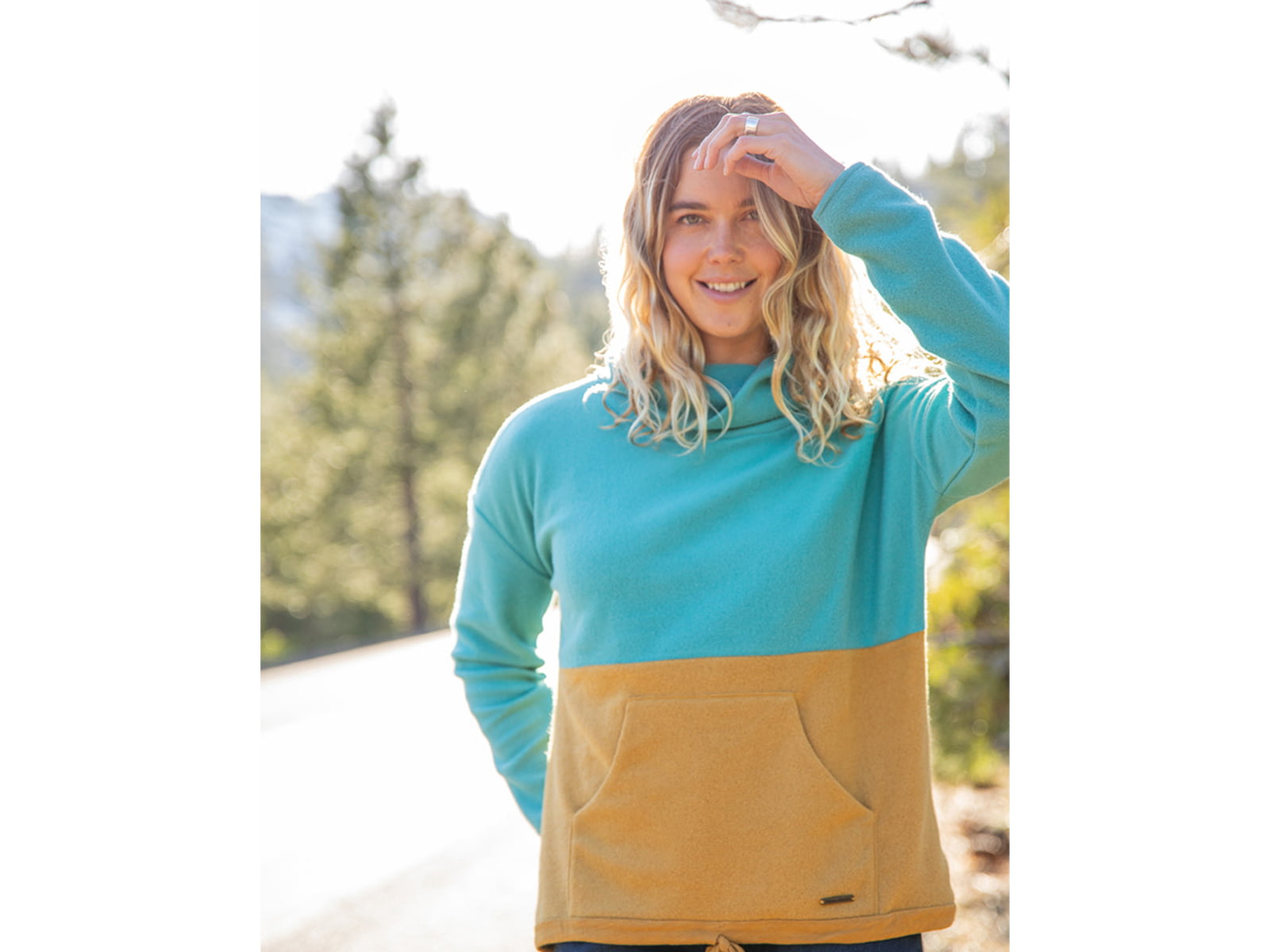 Carve Designs Rowayton Colorblock Cowl - Women's