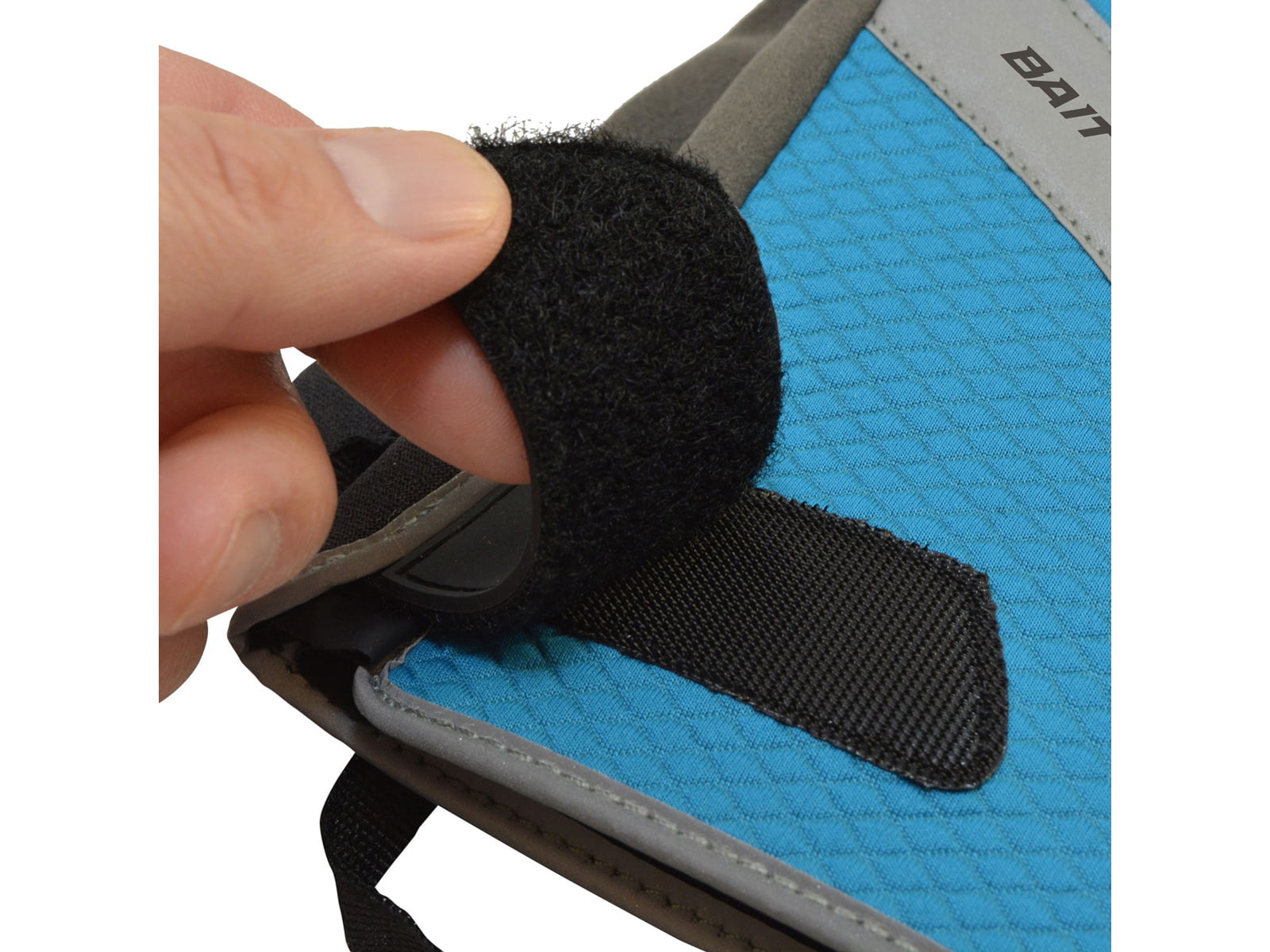 Cuda Bait Gloves Medium
