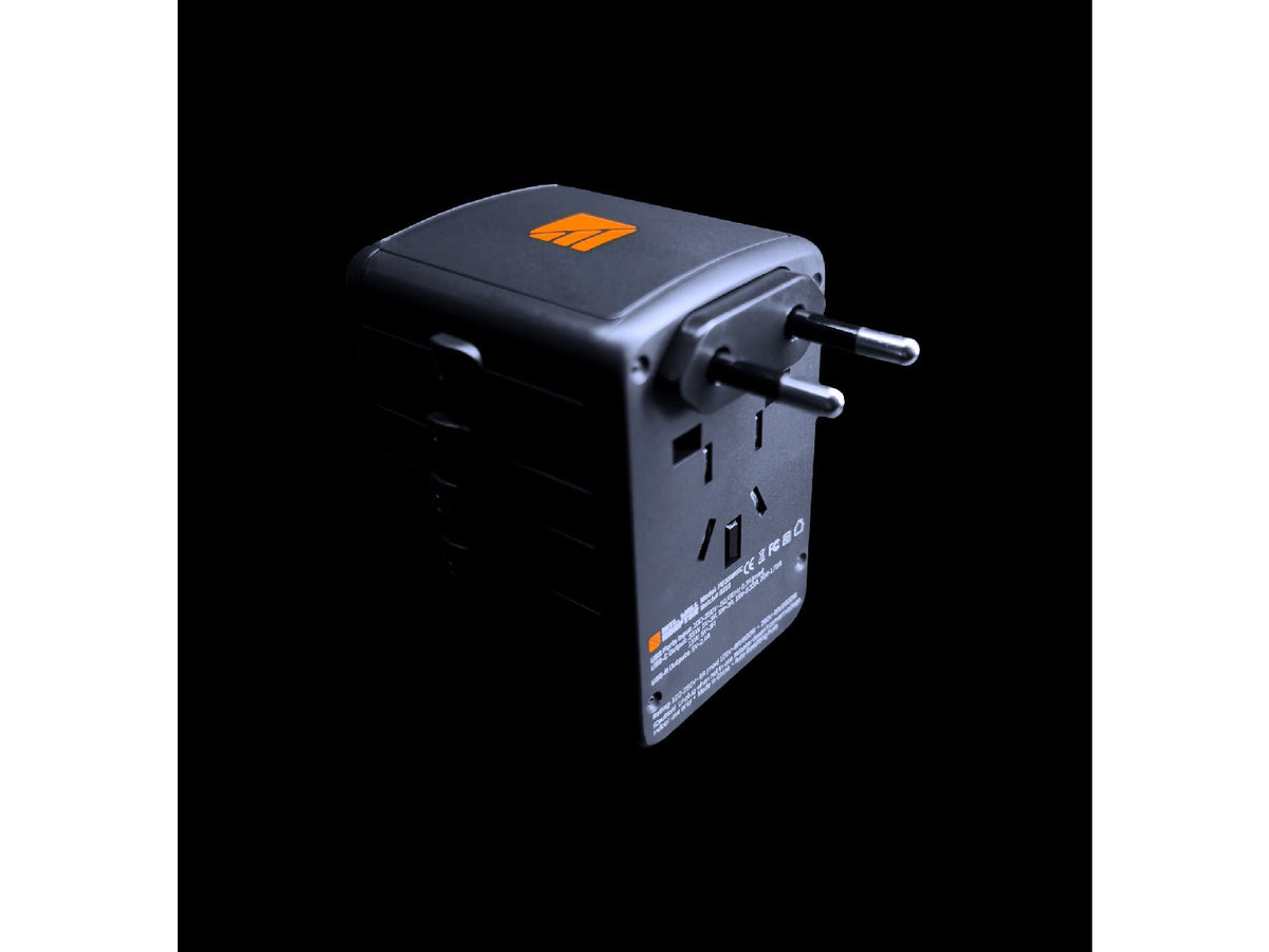 Dark Energy 35W Int'l Wall Adapter Black PD35WIAC