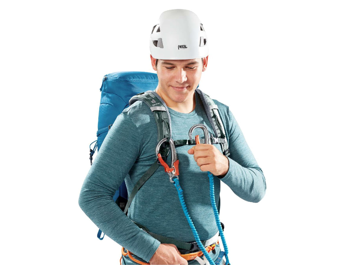 Deuter ACT Trail 24L Daypack Wave/Ivy