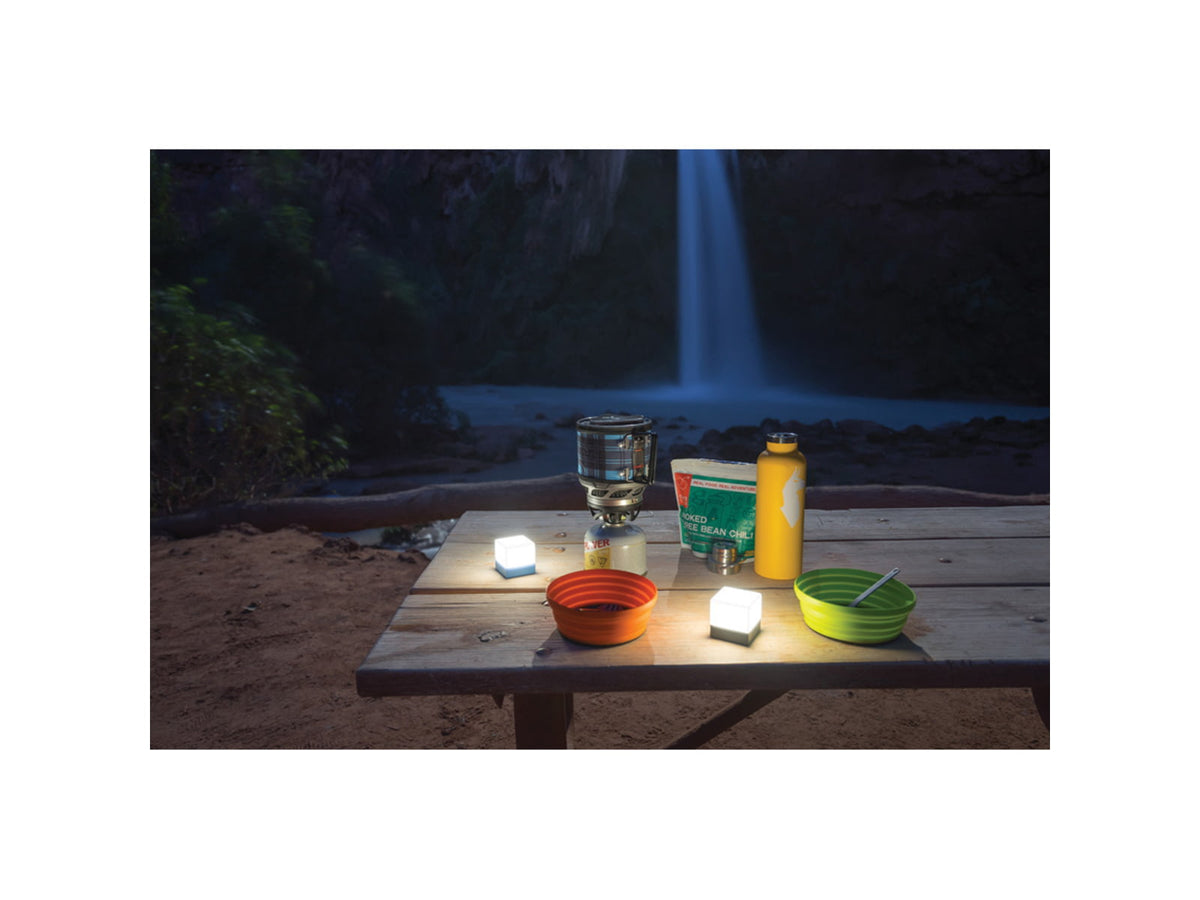 Enevu CUBE Personal LED Light Black