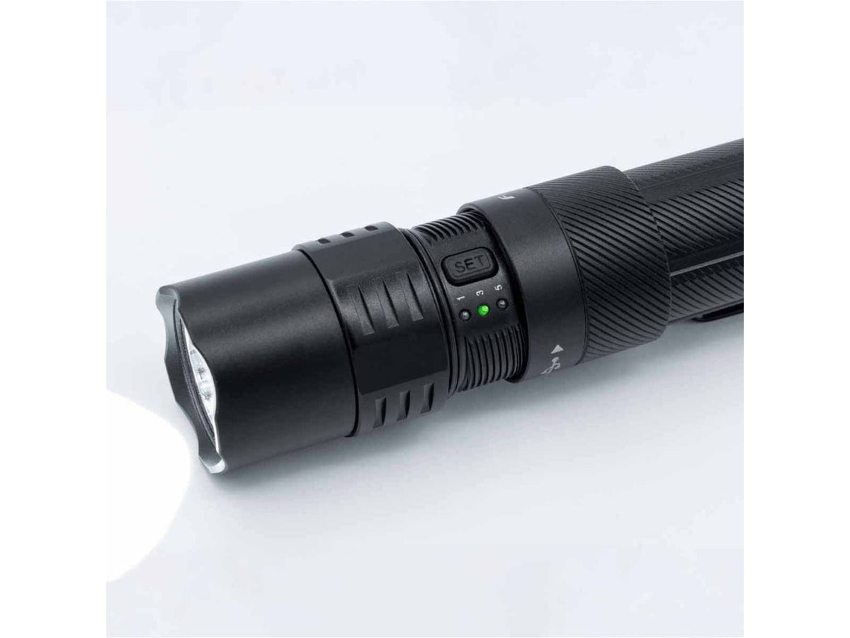 Fenix Lighting PD35R ACE Lithium Ion 2000 Lumens Luminus SFT40 LED Flashlight Black PD35RACBK