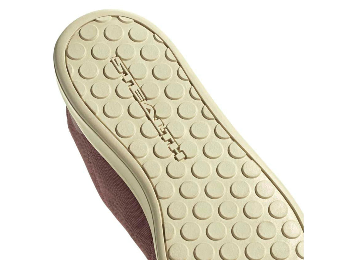 USED Five Ten Sleuth DLX Canvas Shoes - Women's Quiet Crimson/Ftwr White/Sandy Beige 7