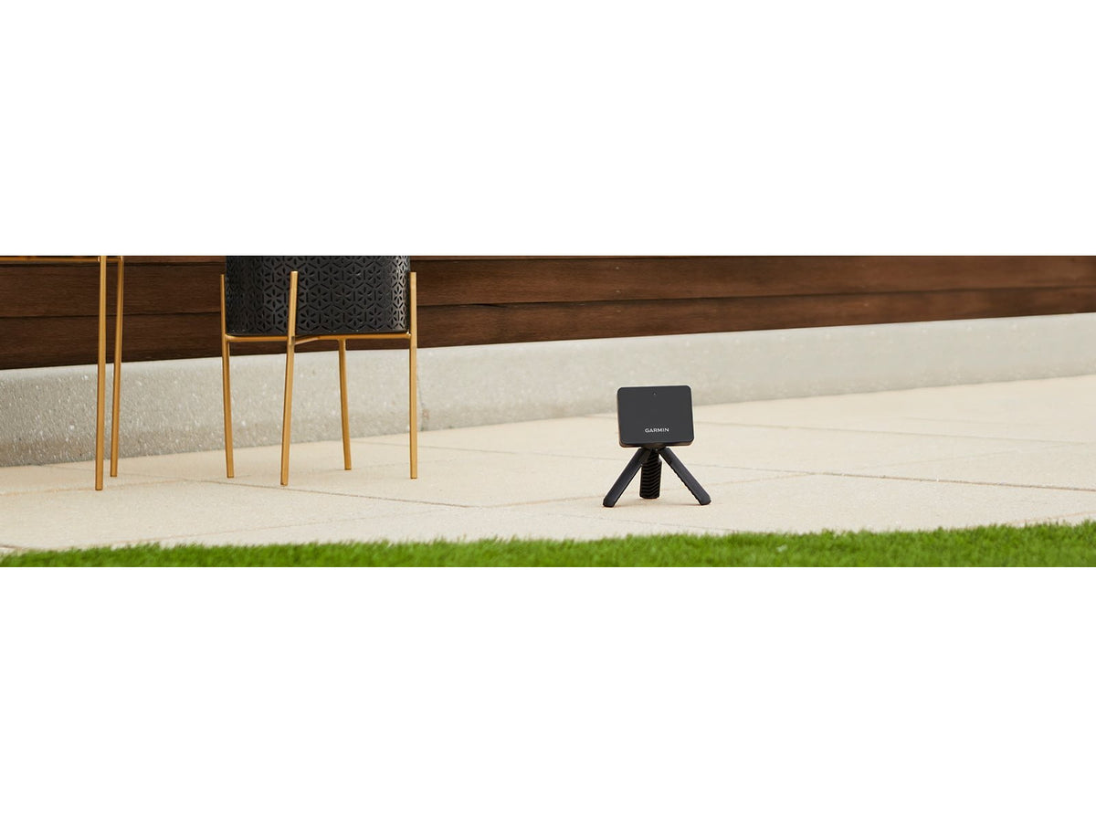 Garmin Approach R10 Portable Golf Launch Monitor IPX7 3.5 x 2.8 x 1 in Black 010-02356-00