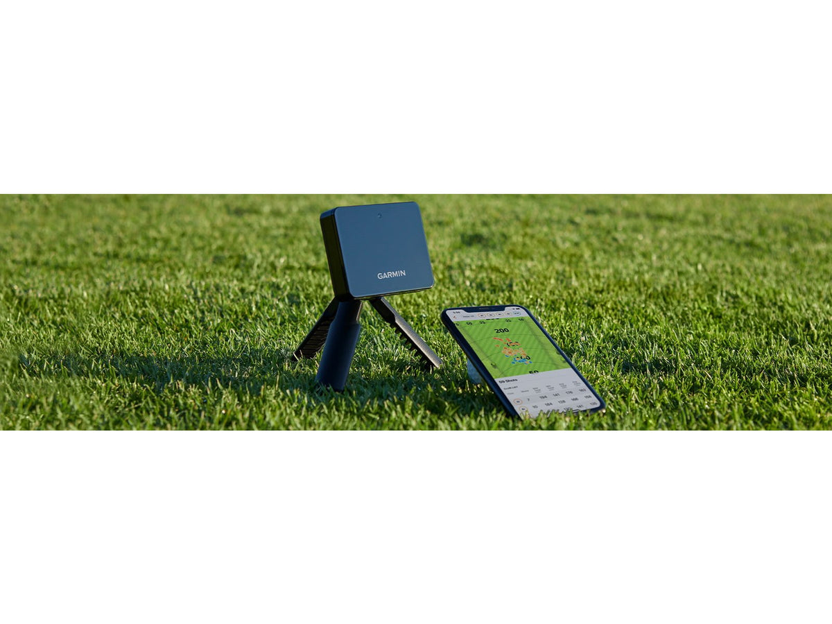 Garmin Approach R10 Portable Golf Launch Monitor IPX7 3.5 x 2.8 x 1 in Black 010-02356-00