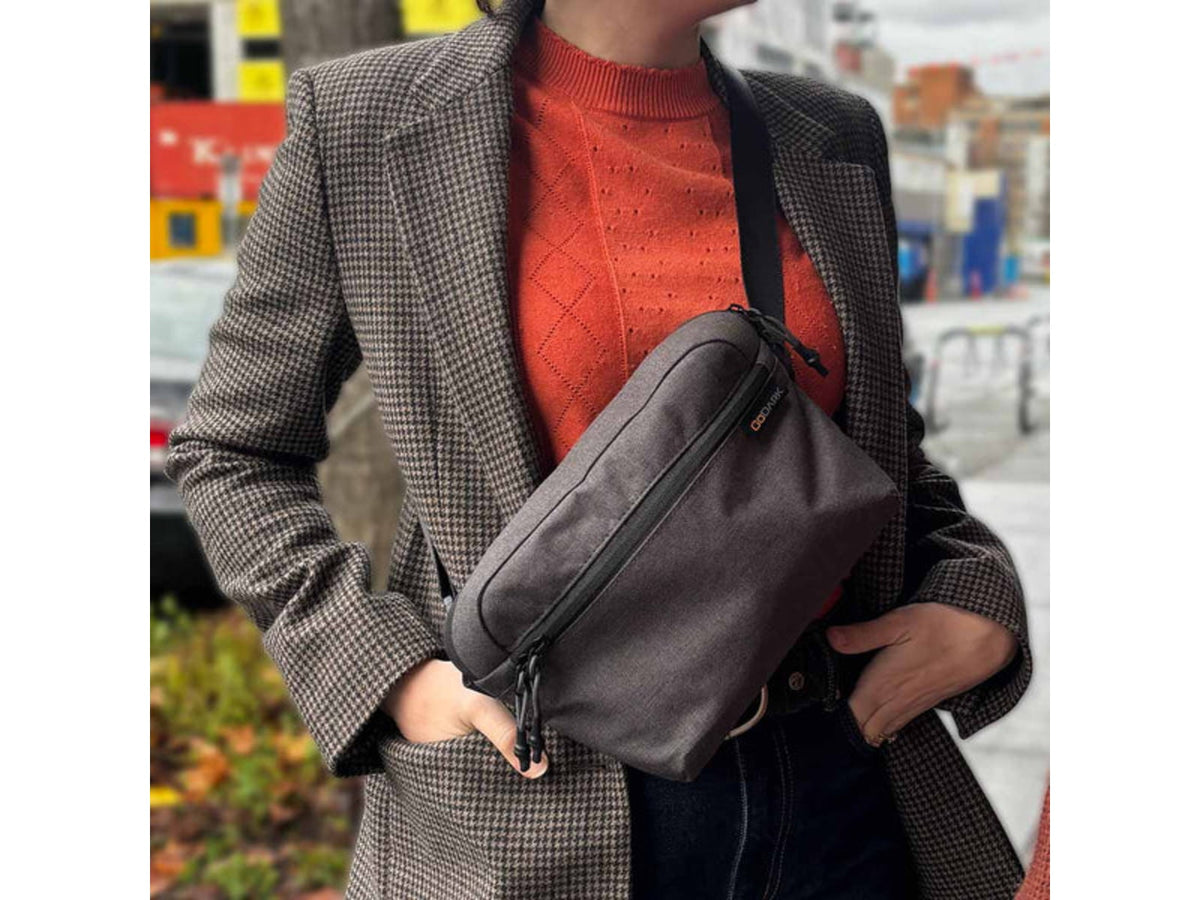 GoDark Faraday Crossbody Bag Charcoal