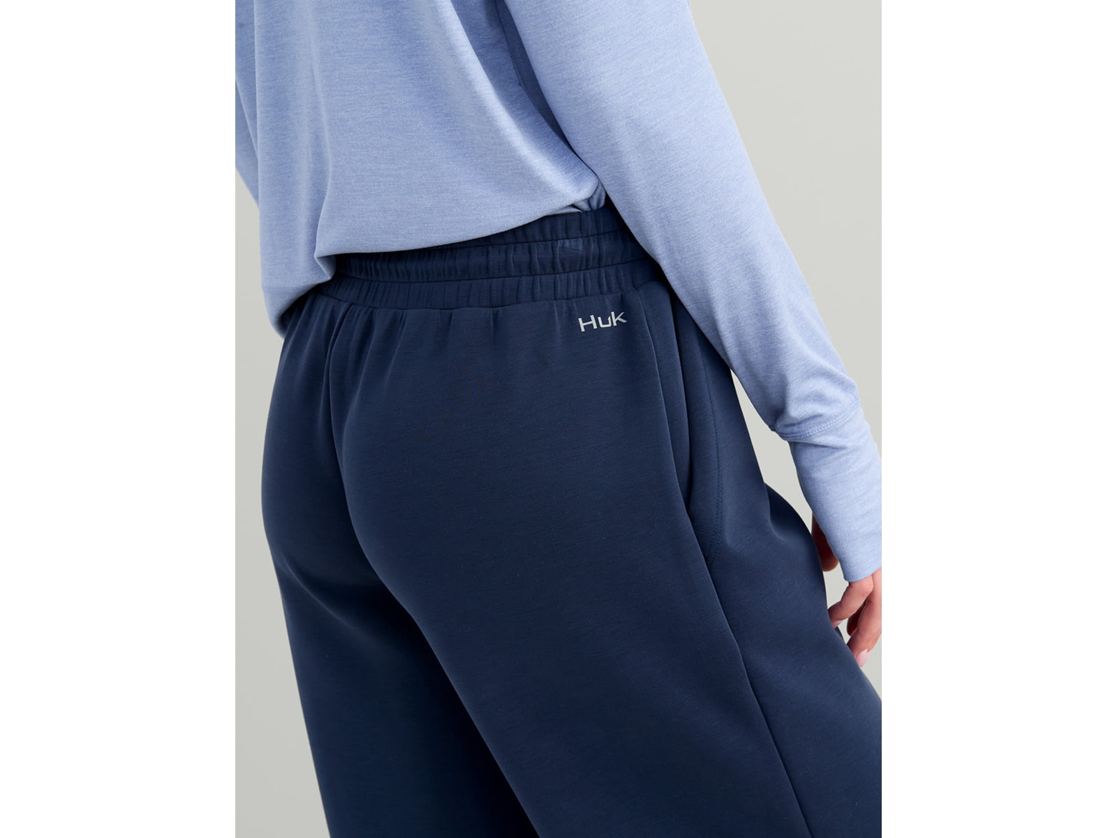 HUK Performance Fishing Bayside Wide Leg Crop - Women's Naval Academy