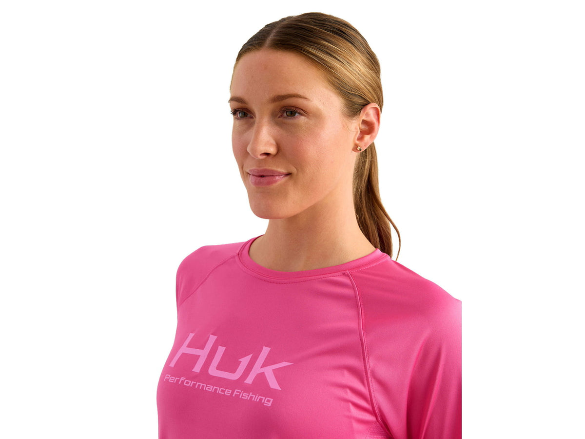 HUK Performance Fishing Pursuit Crew Solid - Women's Fuchsia Splash