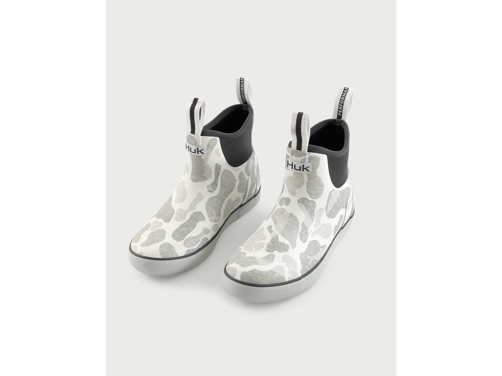 USED HUK Performance Fishing Rogue Wave Kc Print Boots - Women's Harbor Mist 7
