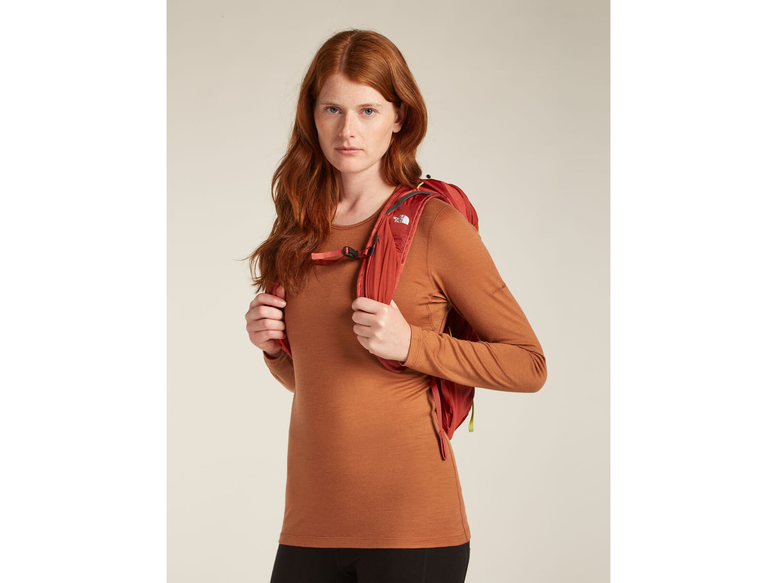 Icebreaker Merino 200 Oasis LS Crewe - Women's Black Small