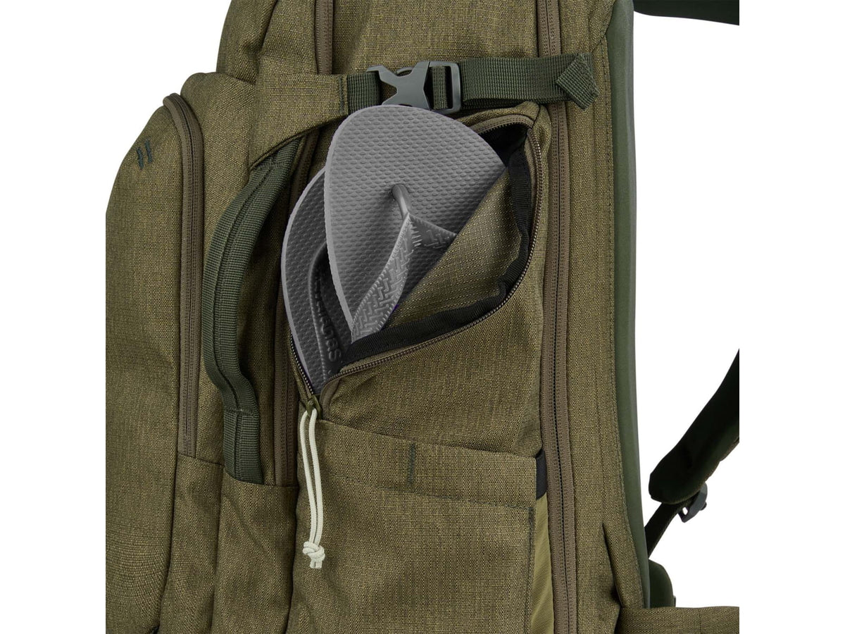 Kelty Redwing Traveler 30L Backpack