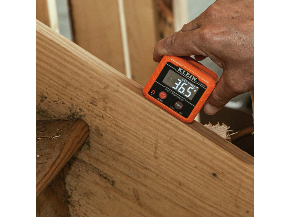 Klein Tools Digital Angle Gauge and Level Orange 935DAG