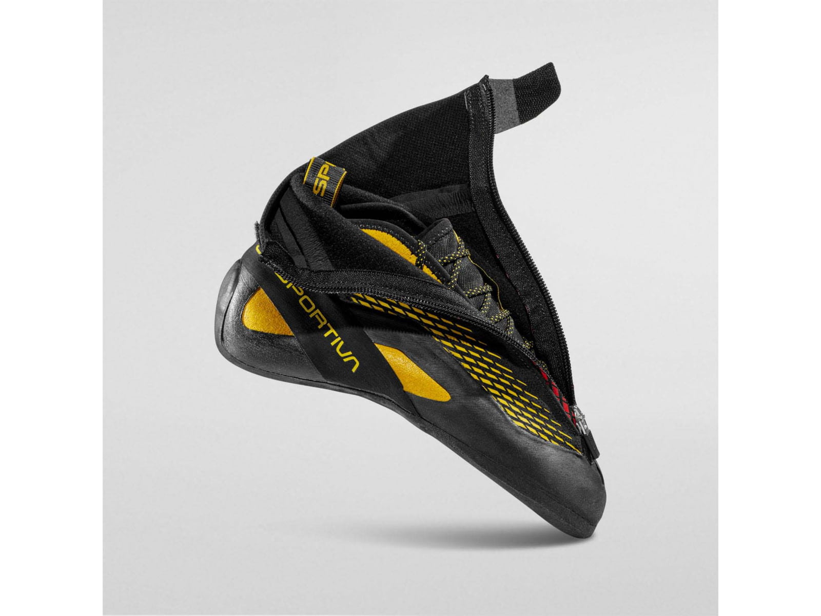 La Sportiva TC Extreme Climbing Shoes - Men's Black/Yellow