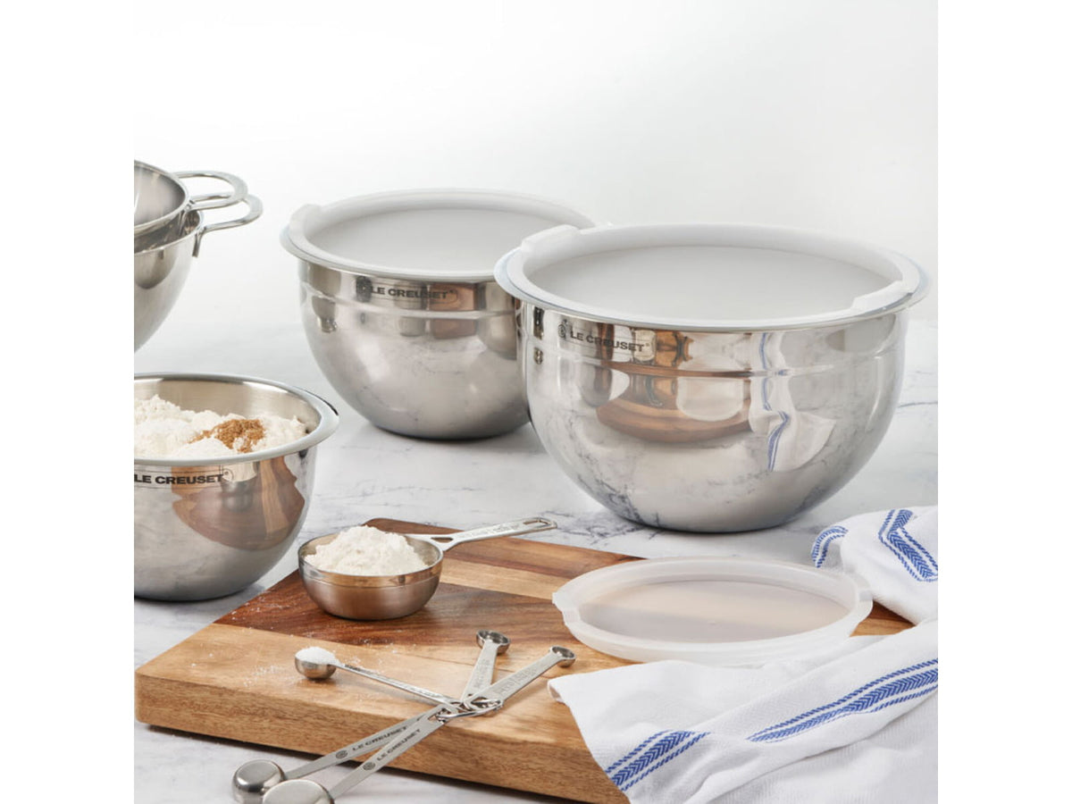 Le Creuset Nested Mixing Bowls w/ Nonslip Silicone Base & Plastic Air Tight Lids Steel