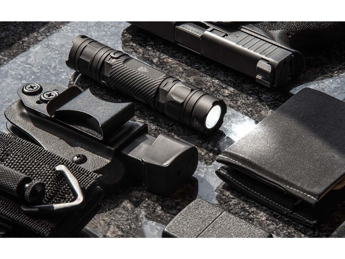 UTG Pro Everyday Carry CR123A 400 Lumen LED Flashlight Black LT-ELEDC01