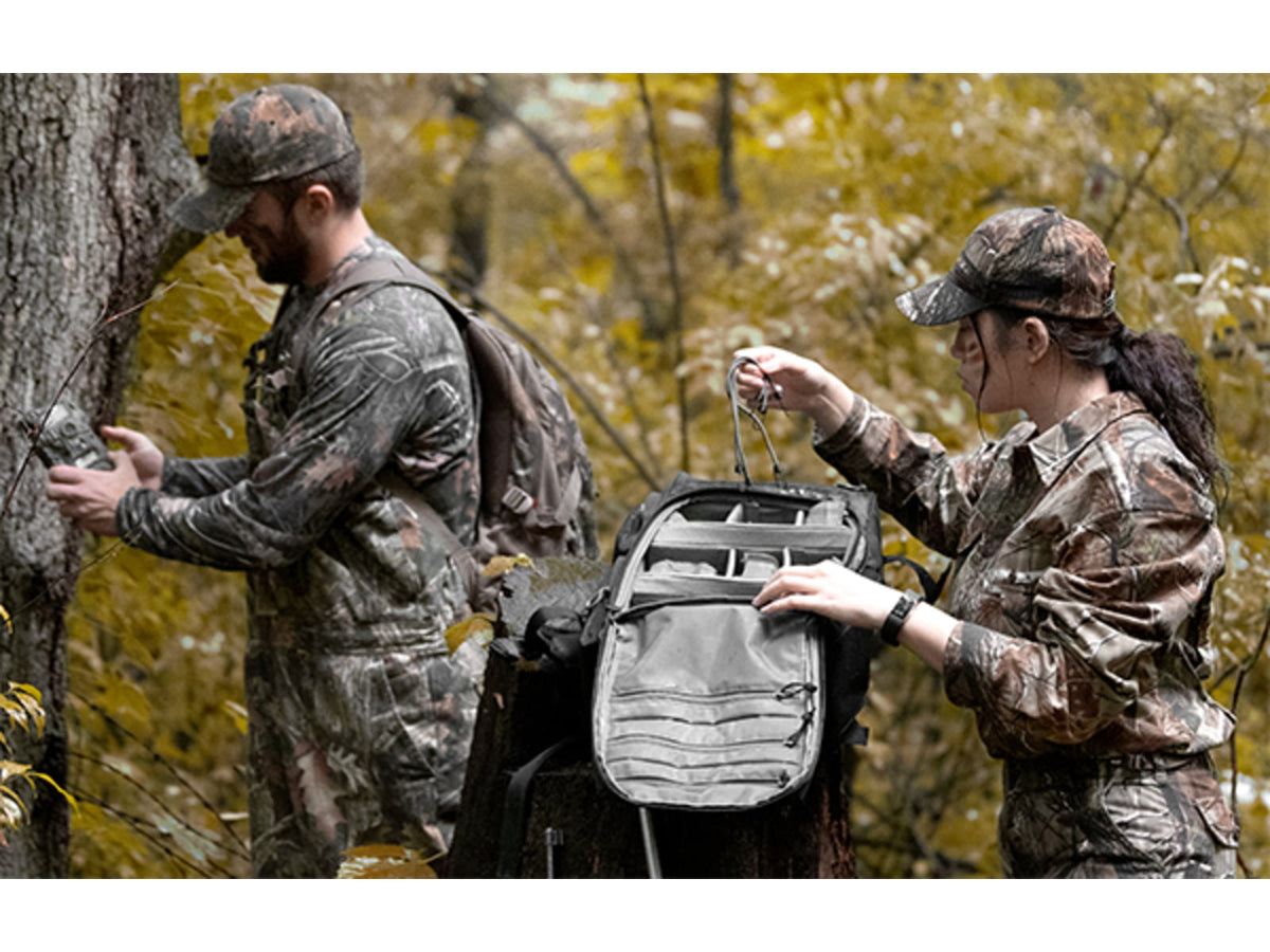 UTG Pro Trail Seeker Cam Backpack Black PVC-GC01