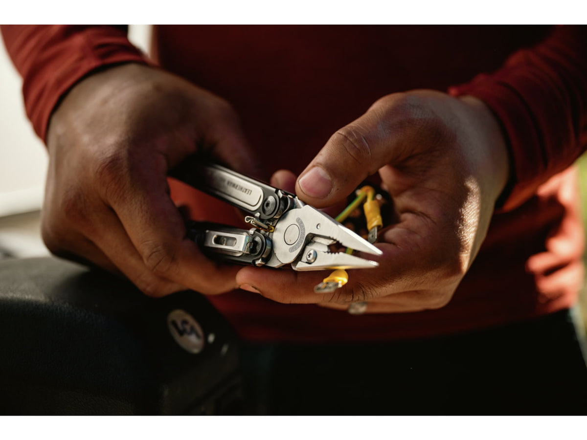 Leatherman ARC Multi-Tool 2.76in MagnaCut Stainless Steel Blade Talos 420 Stainless Steel Handle 833328