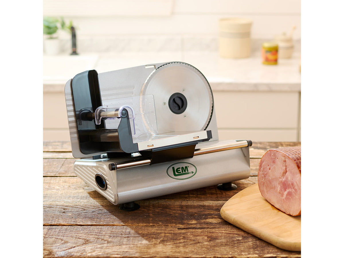 LEM Products 7.5in Belt Driven Slicer 14.61 in x 10.4 in x 10.75 in