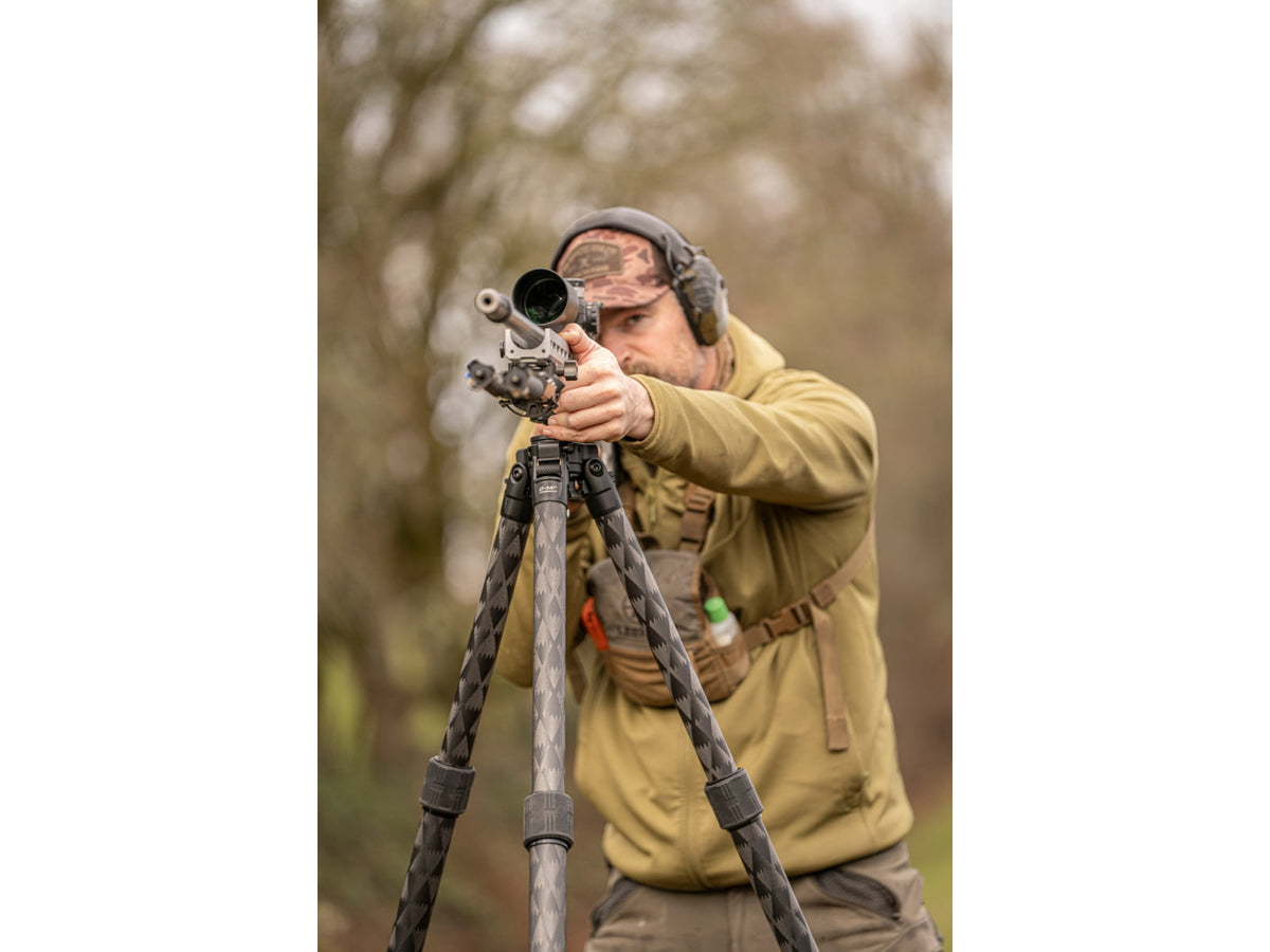 Leofoto Juggernaut S3 3-Section Inverted Precision Shooting Tripod Kit 21.5-66.4in Black 6940828320321