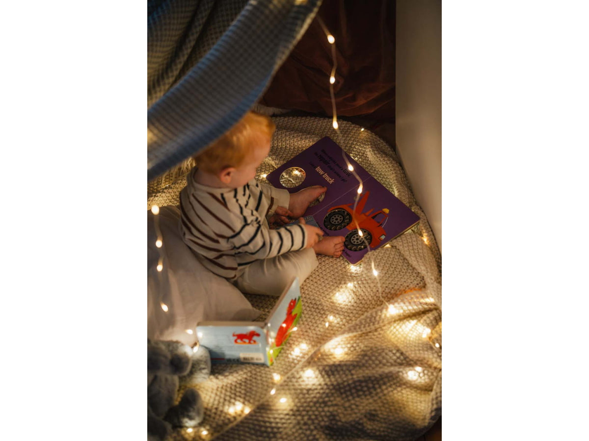 LuminAID Solar String Light w/Phone Charger White 0196-0500