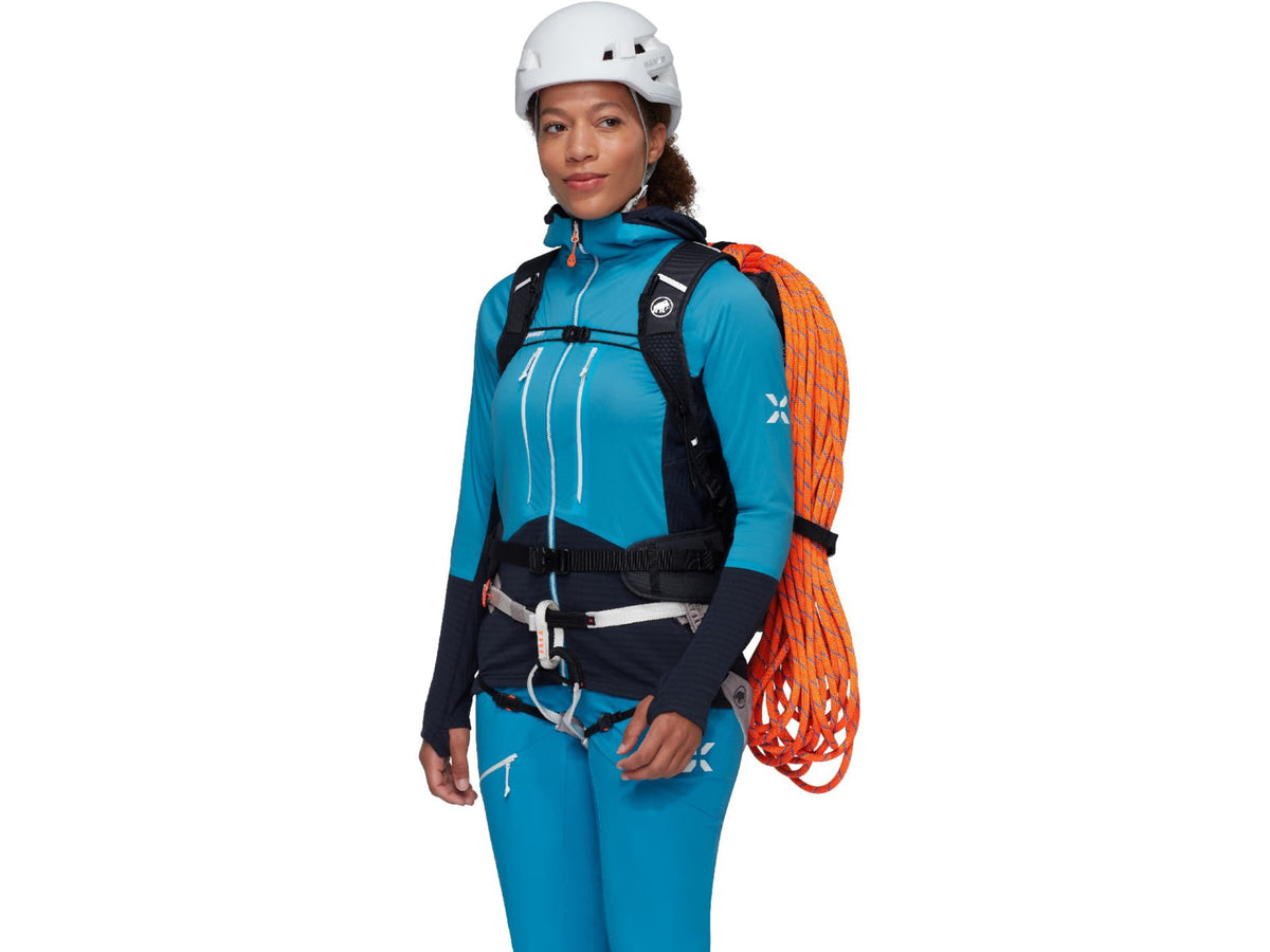 Mammut Trion 28 Backpack - Women's Marine-Black 28 L 2520-01001-5975-1028