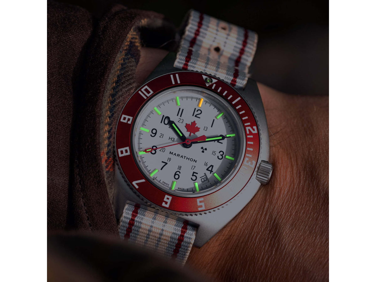 Marathon Adanac Maple Steel Navigator w/ Date Automatic Unisex Watches Sapphire 41mm Red Red and White