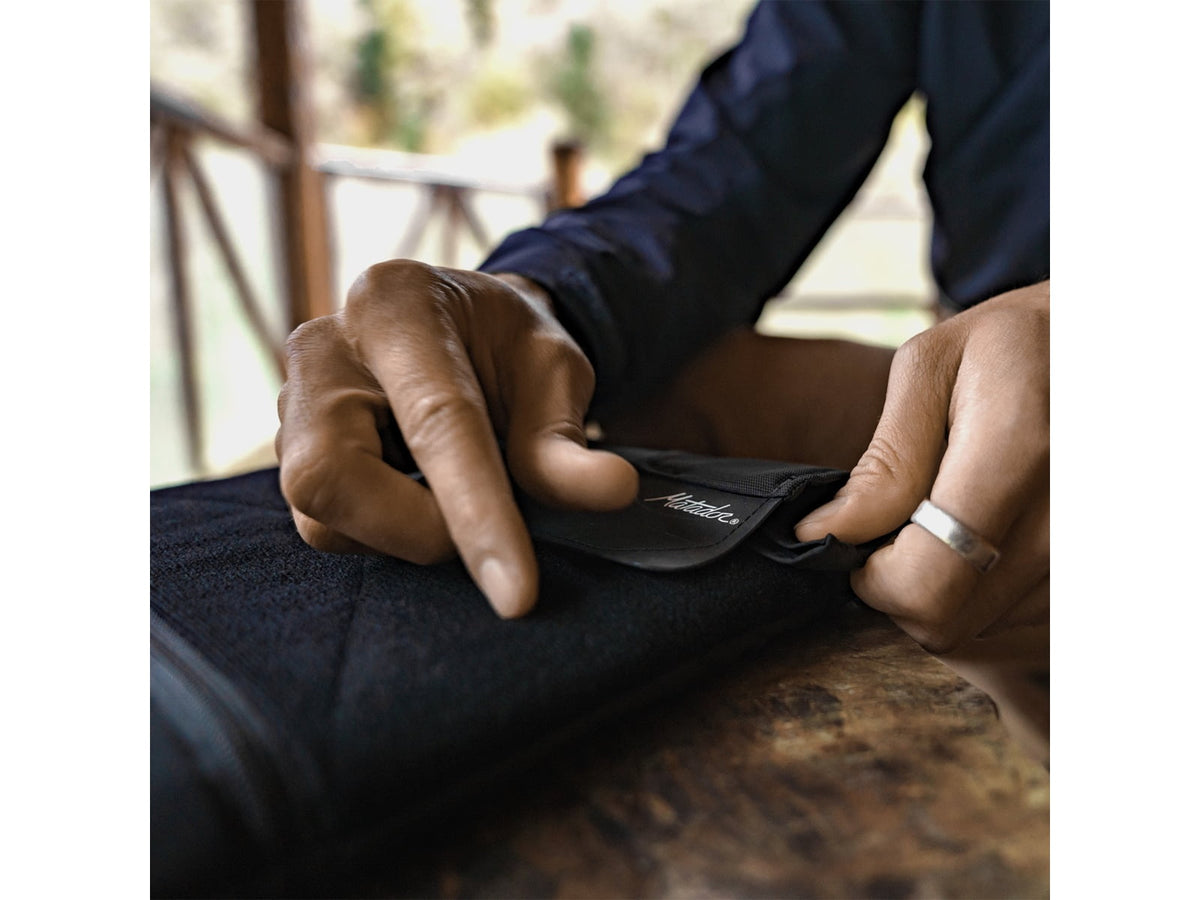 Matador Laptop Base Layer Black MATLBL001BK