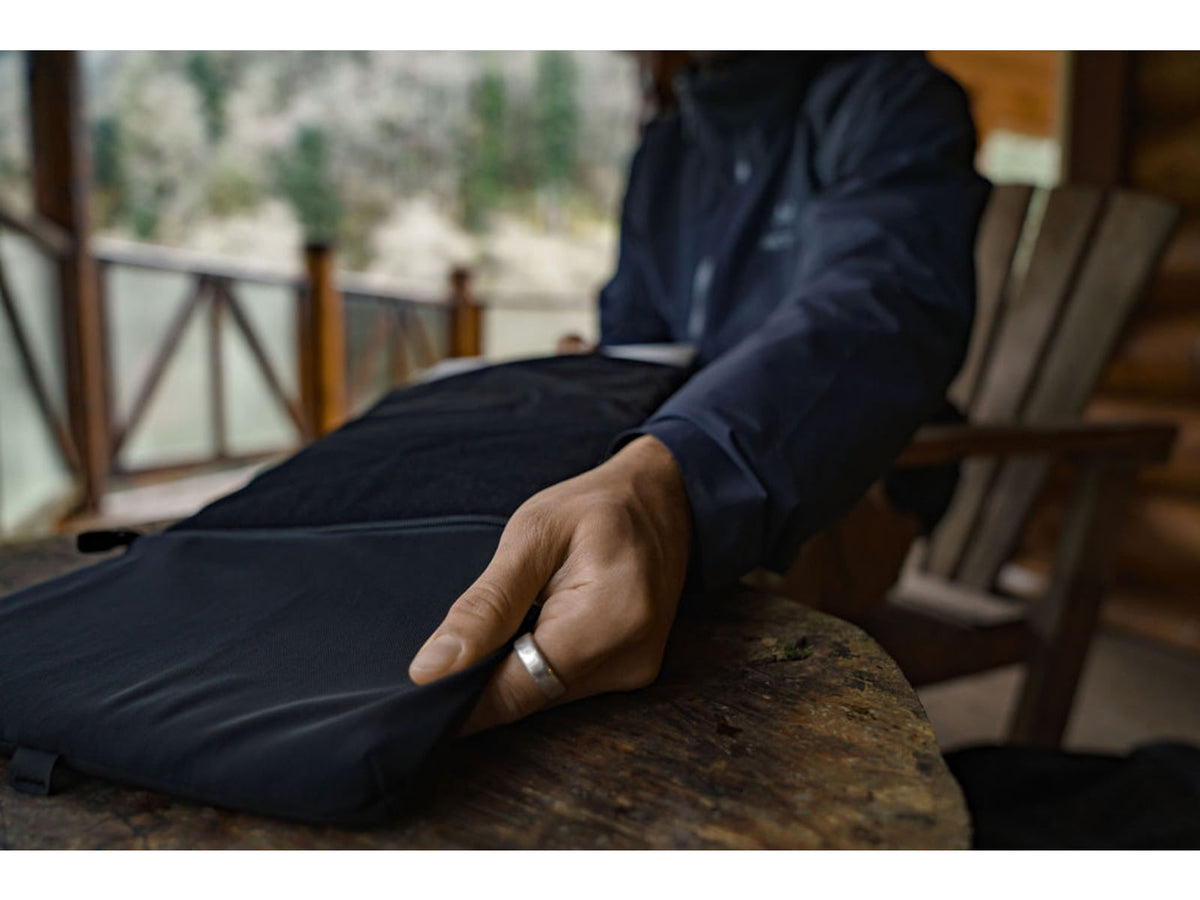 Matador Laptop Base Layer Black MATLBL001BK