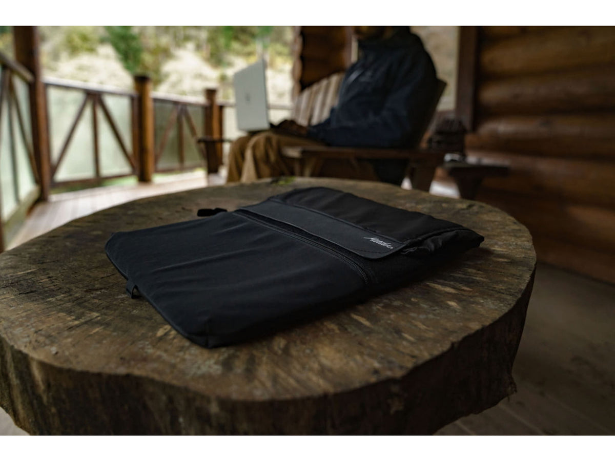 Matador Laptop Base Layer Black MATLBL001BK