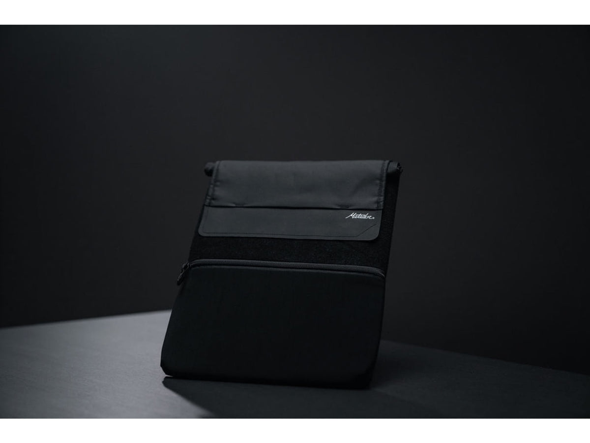 Matador Laptop Base Layer Black MATLBL001BK