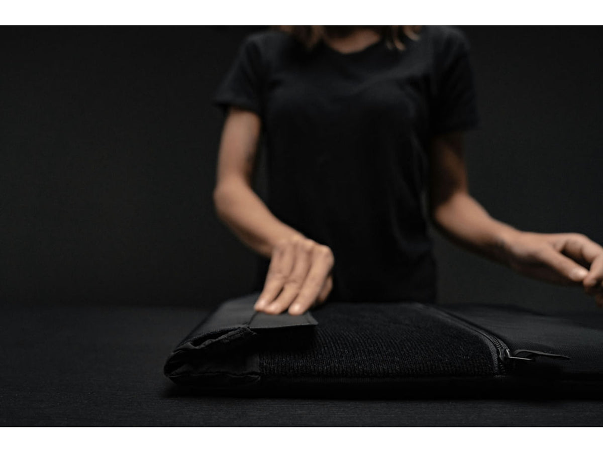 Matador Laptop Base Layer Black MATLBL001BK