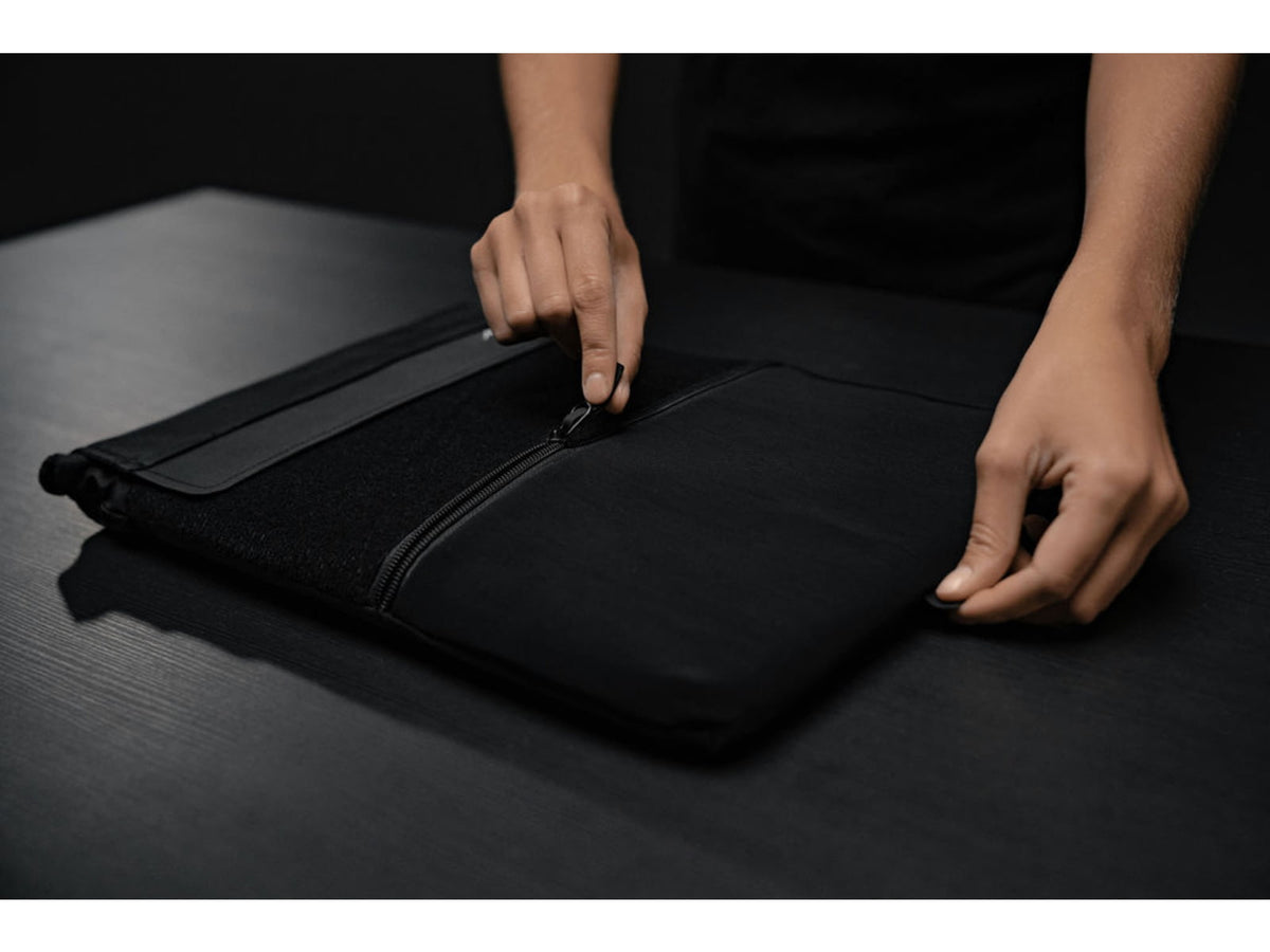 Matador Laptop Base Layer Black MATLBL001BK