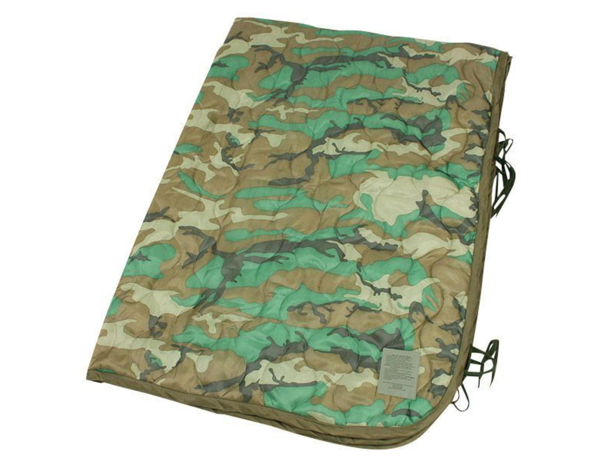 Military Surplus GI Genuine Poncho Liner 62 x 82in Nylon Woodland GIWDLPLN