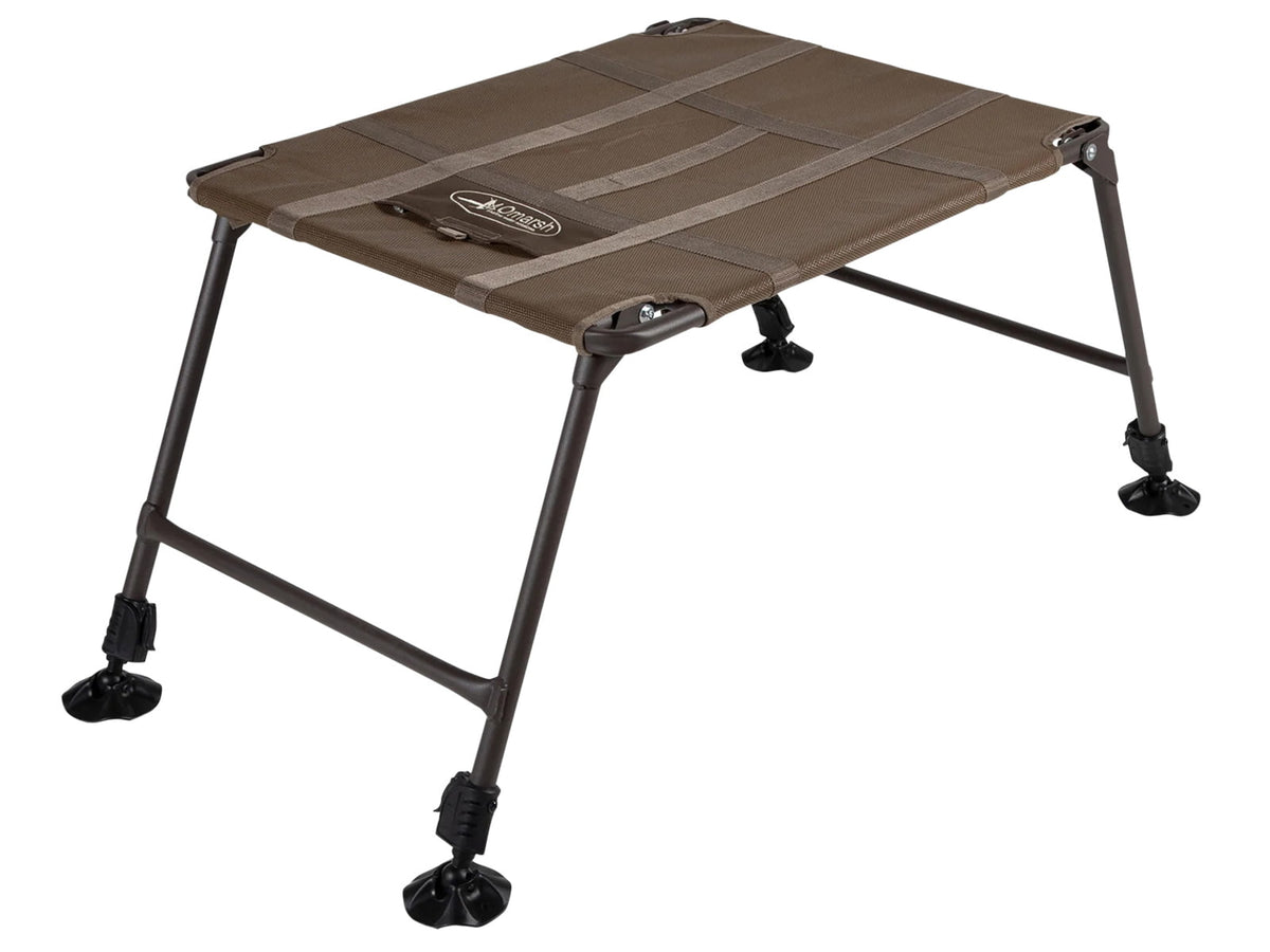 Higdon Outdoors MOmarsh Final Stand Dog Platform w/Tent Stakes Adjustable Legs 18 to 34 in Height Mesh Bottom Weight-limit 150 Pounds 34025
