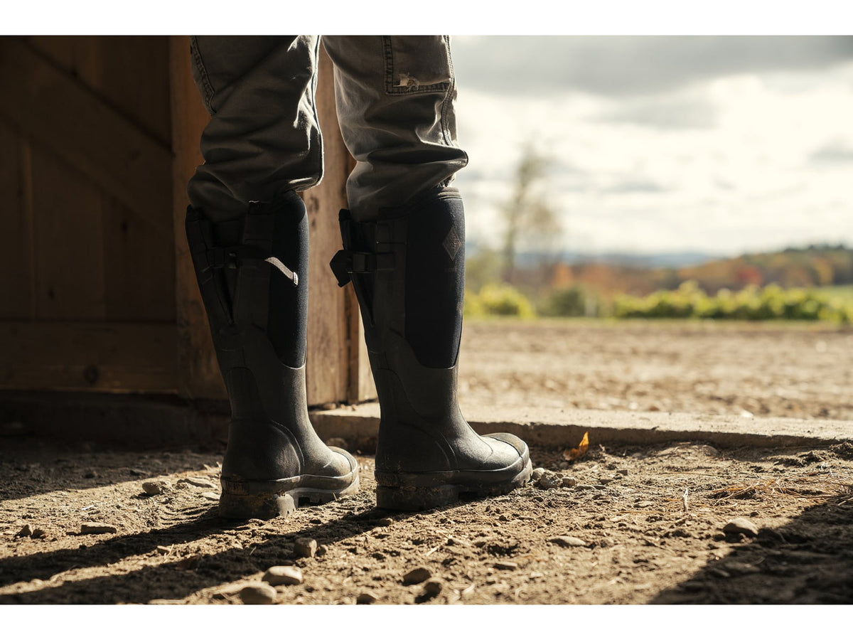 Muck Boots Chore Wide Calf Boot - Men's Black