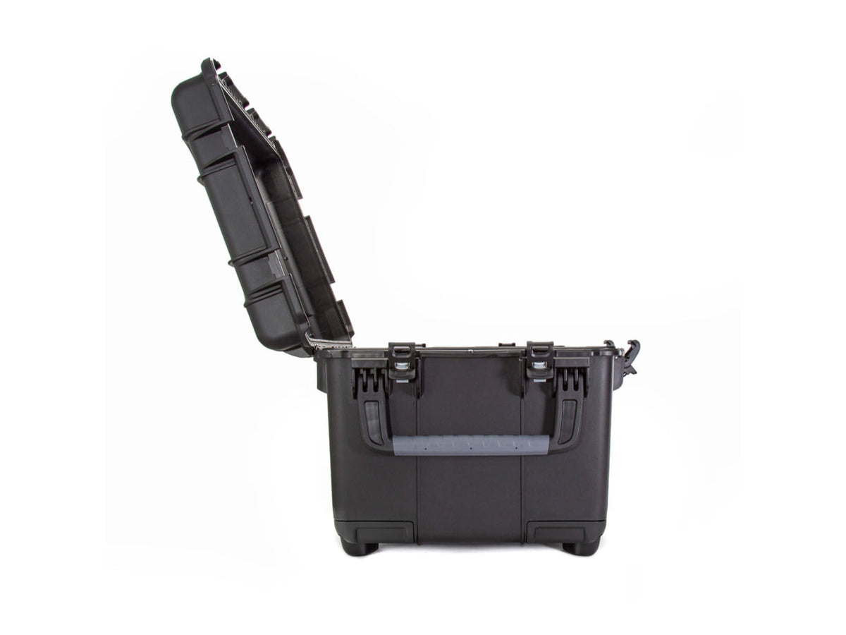 Nanuk 975 No Wheels Case w/ Padded Divider Black Large 975T-020BK-0A0