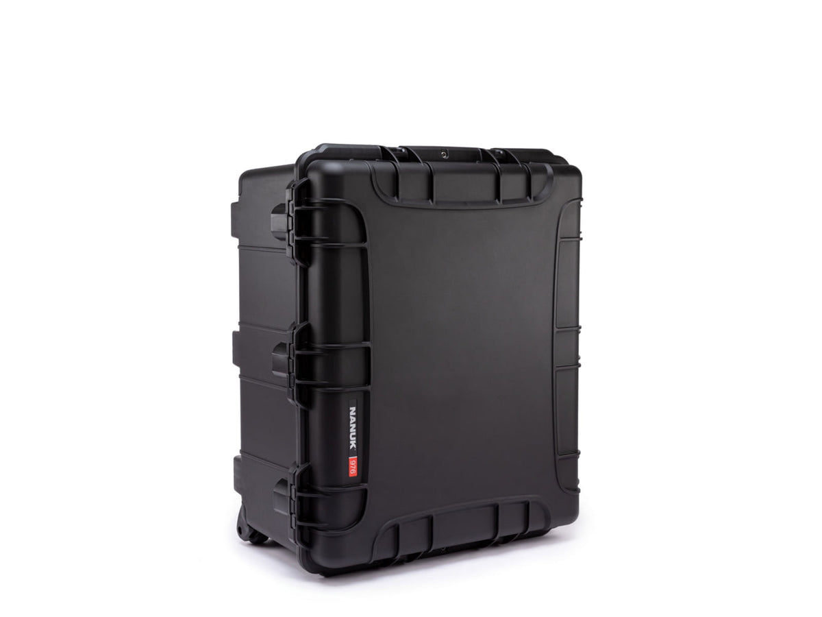 Nanuk 976 Standard Case w/Foam Black Large 976S-010BK-0A0