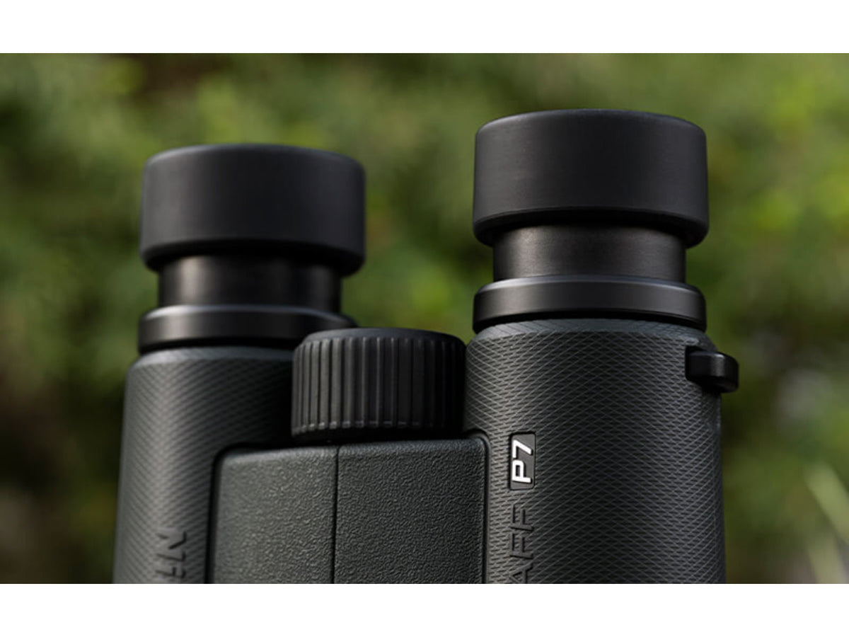 Nikon PROSTAFF P7 8x30mm Binocular Roof Prism Black