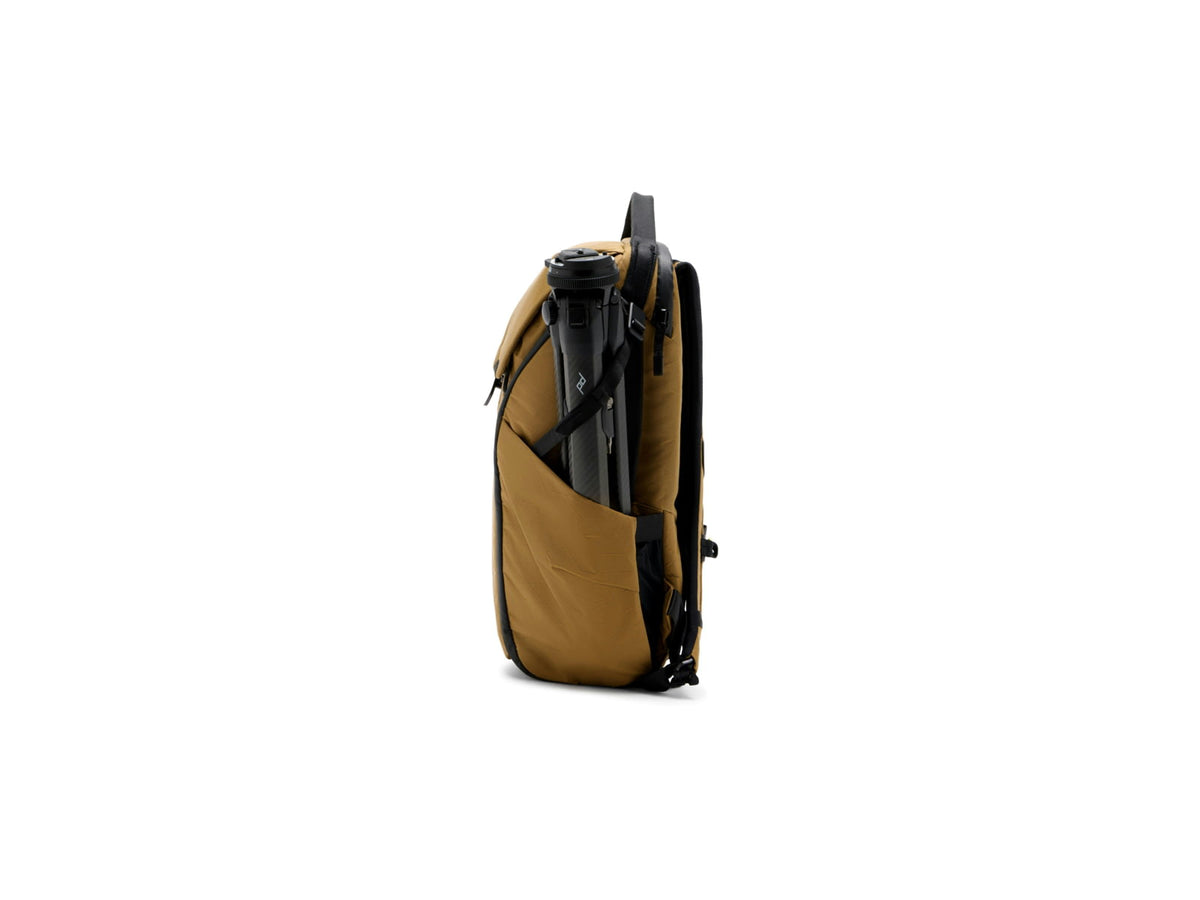 Peak Design 20L v2 Everyday Backpack Coyote
