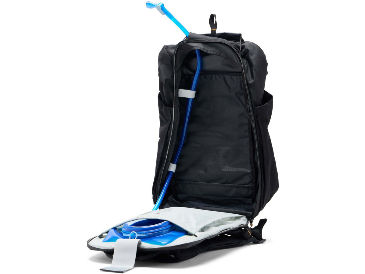 Peak Design Outdoor 25L Backpack