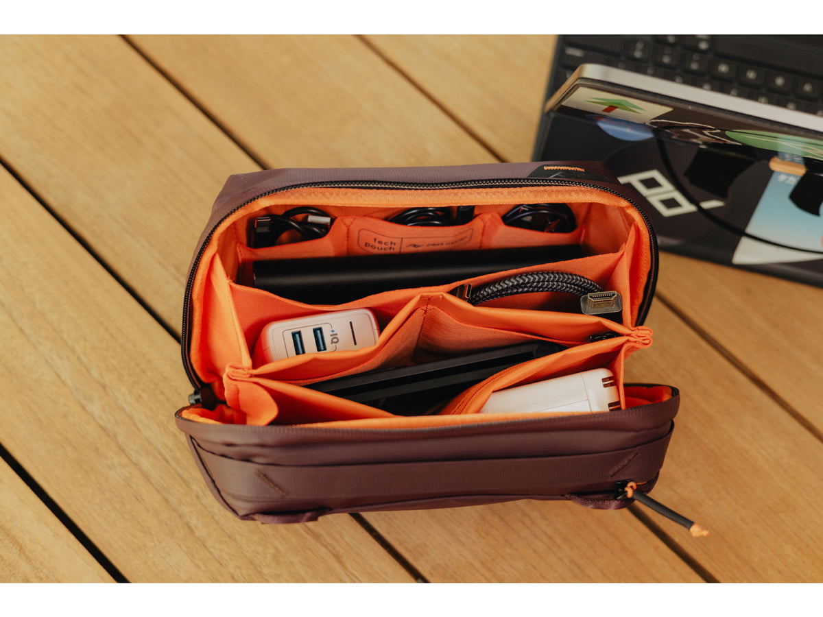 Peak Design Tech Pouch Bag