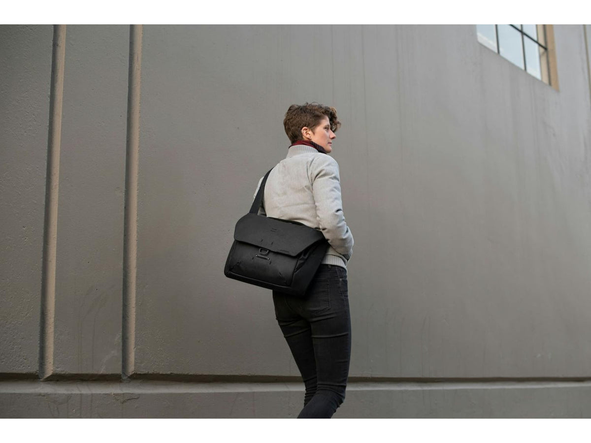 Peak Design V2 Everyday Messenger 13 Liters Black